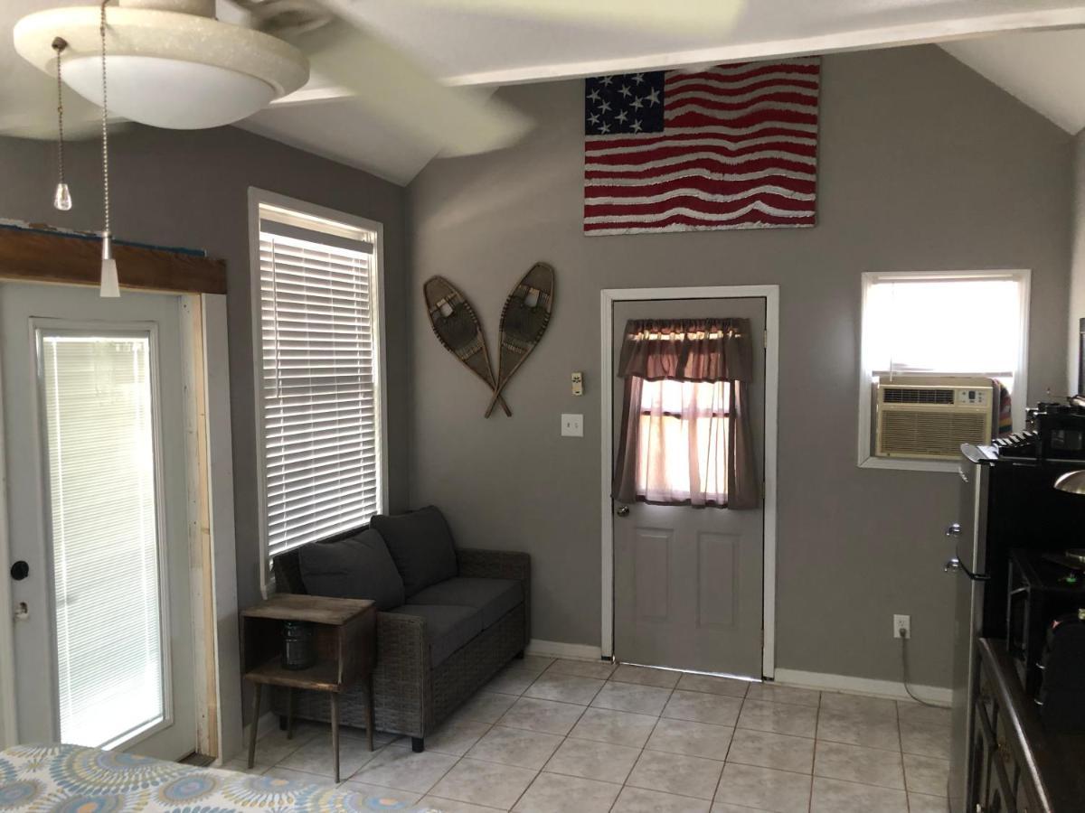 Dry Creek Bed & Breakfast Fredericksburg Bagian luar foto