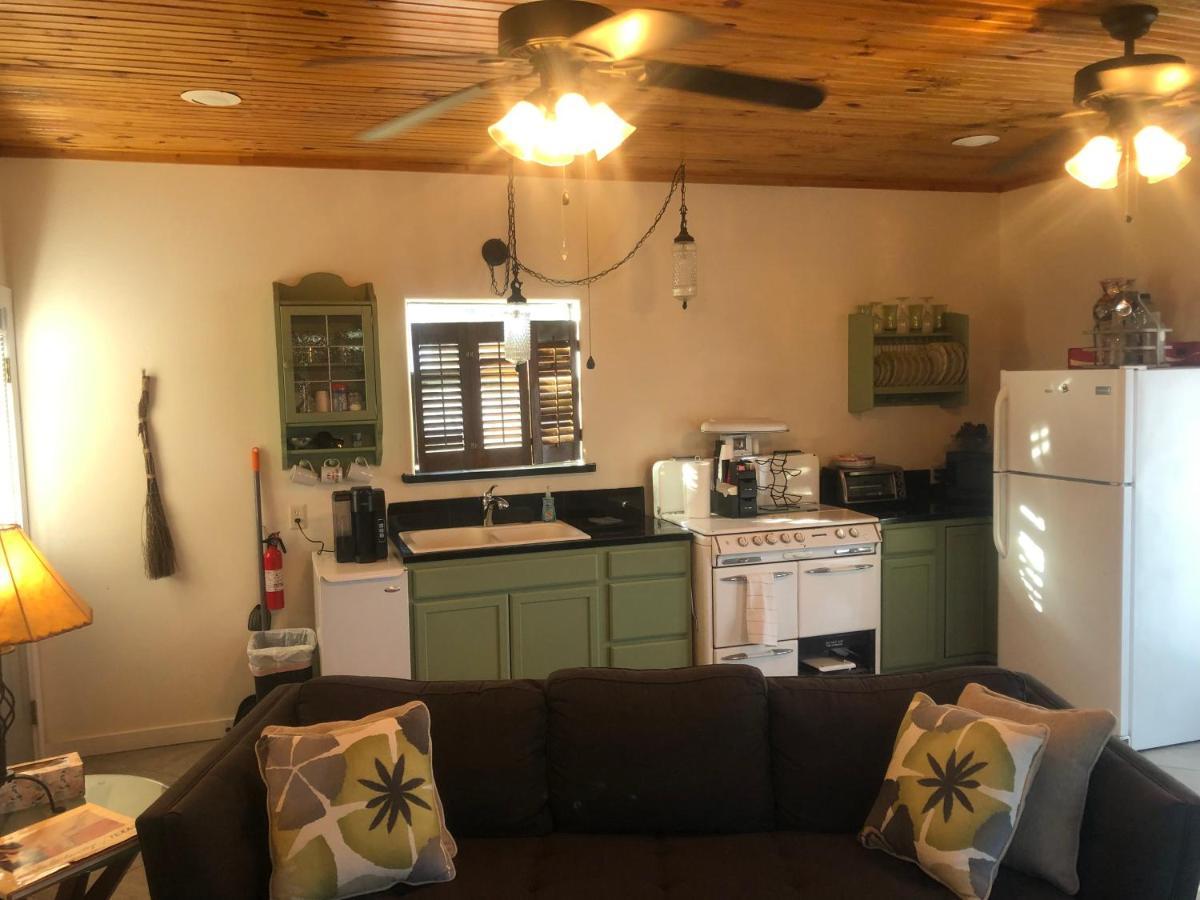 Dry Creek Bed & Breakfast Fredericksburg Bagian luar foto