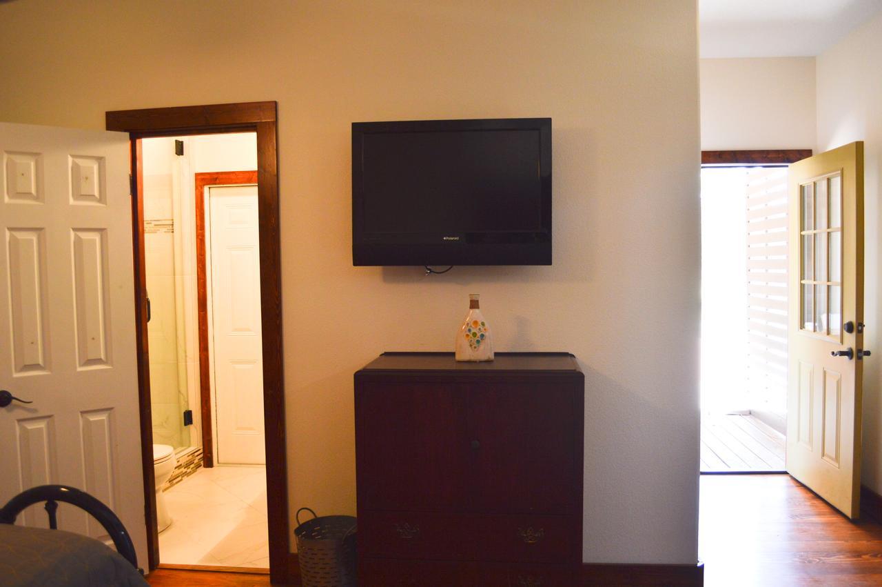 Dry Creek Bed & Breakfast Fredericksburg Bagian luar foto
